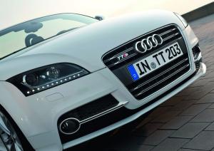 Audi TTS Roadster 2010 года  (WW)